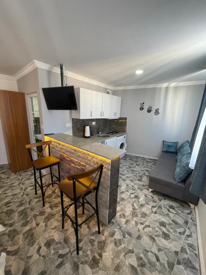 Ersoy Ege Apart Otel Antalya Bagian luar foto